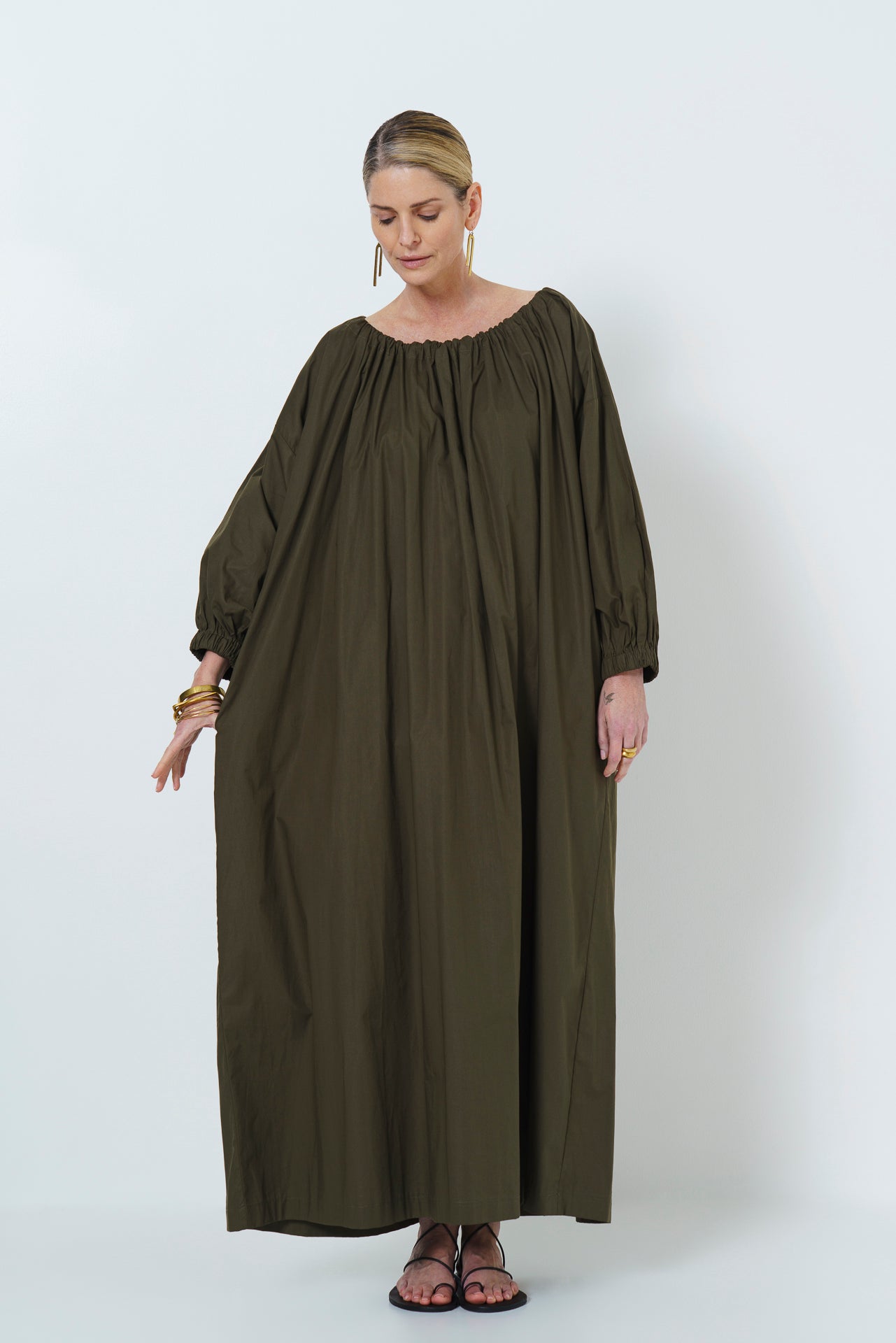 MARLEY GUAGED NECK DRESS LONG - OLIVE