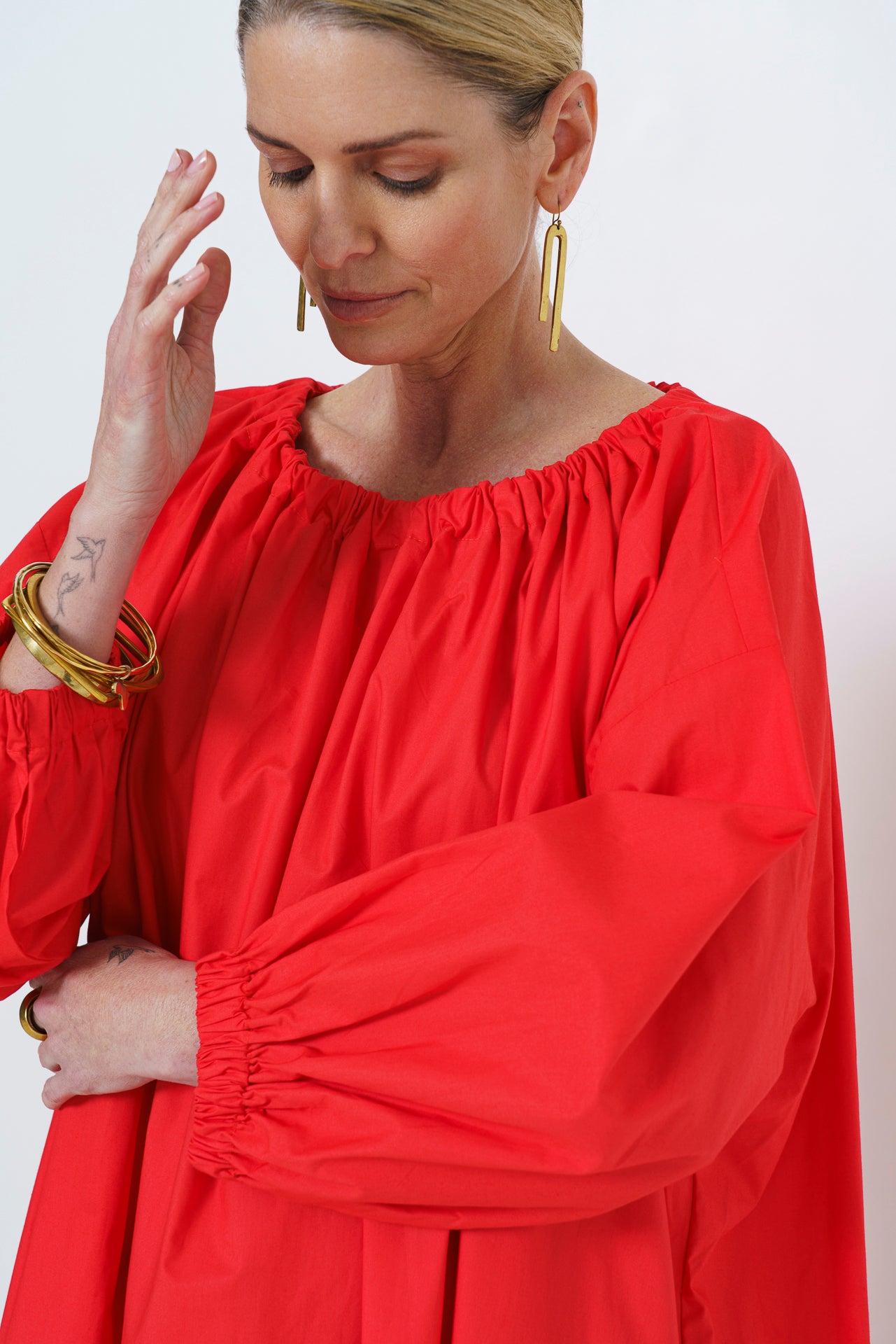 MARLEY GUAGED NECK DRESS LONG - MELON RED