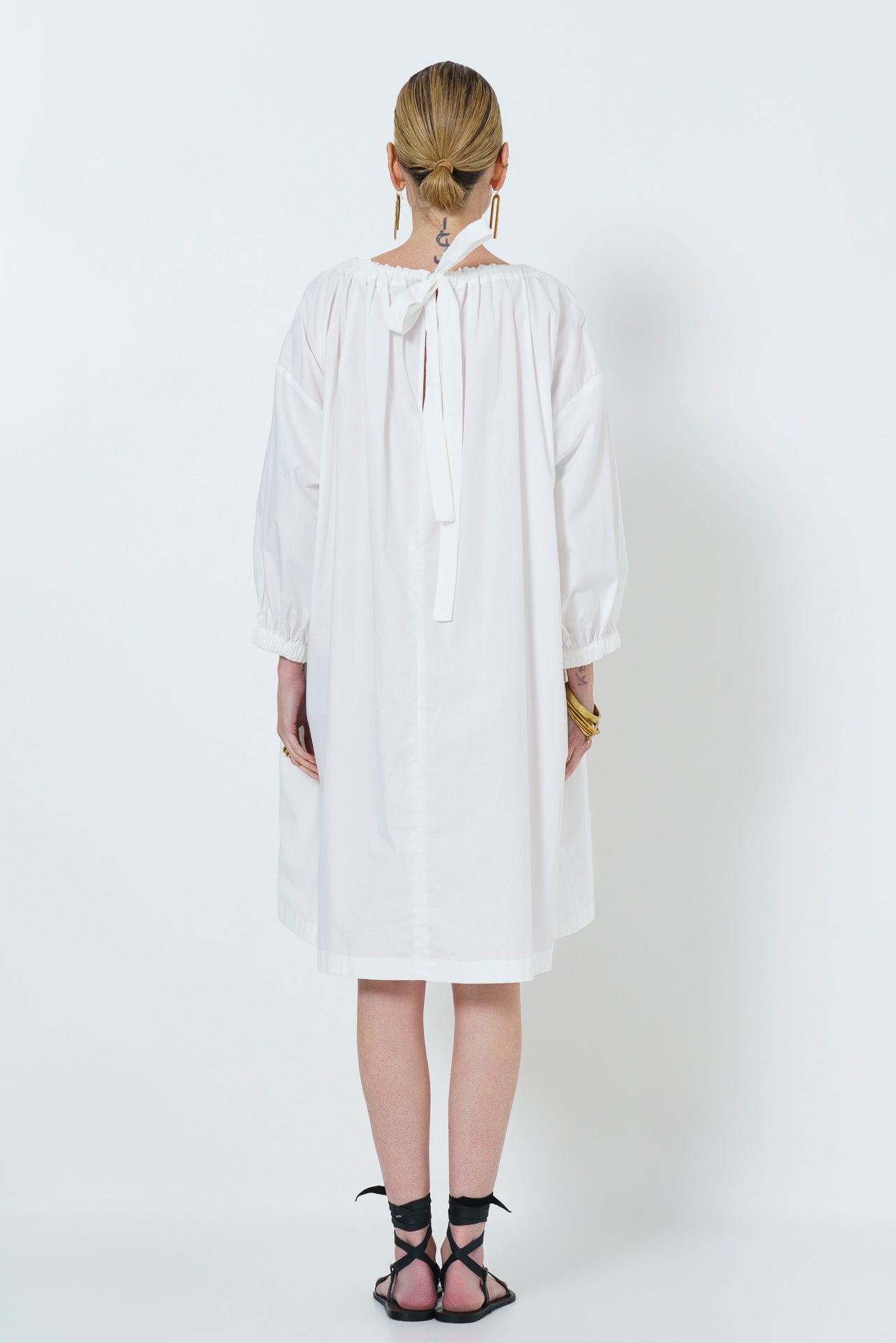 MARLEY GUAGED NECK DRESS SHORT- WHITE