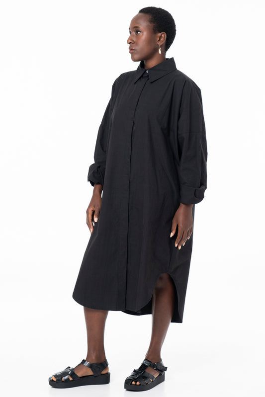 AKAI SHIRTDRESS - BLACK 300TC