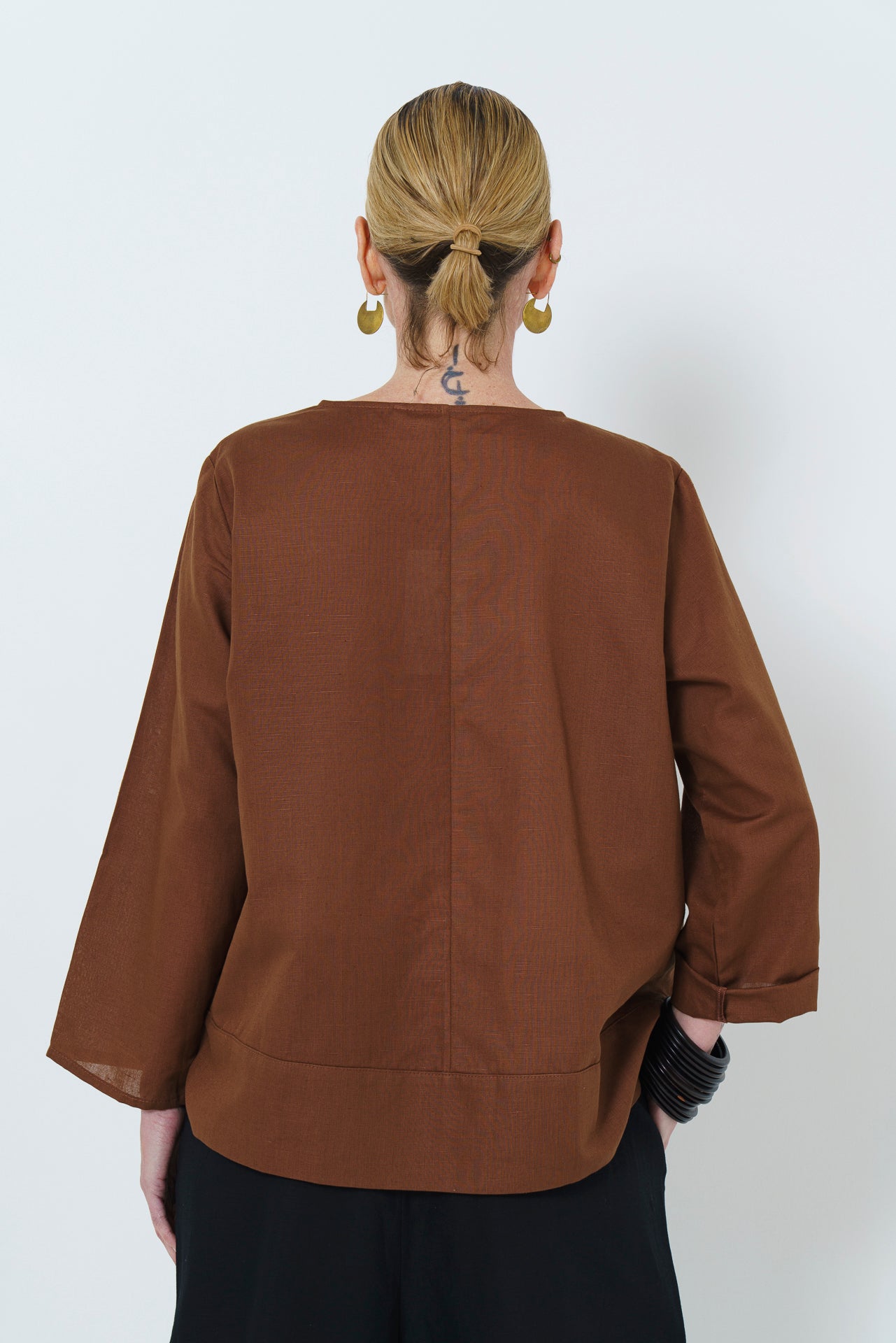 HK LONG SLEEVE TOP - COCO BROWN