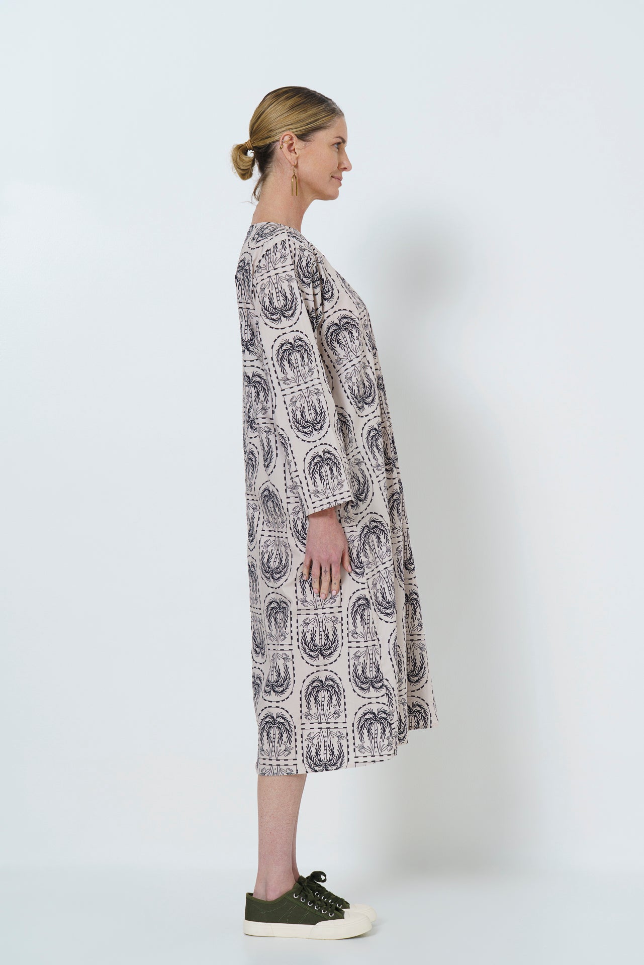 HK SHEATH DRESS - PALM PRINT